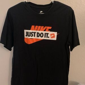 Men’s Nike T Shirt